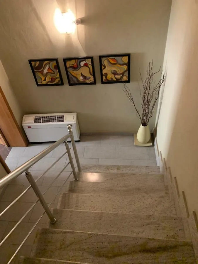 Albjona Guesthouse Tirana 0*,